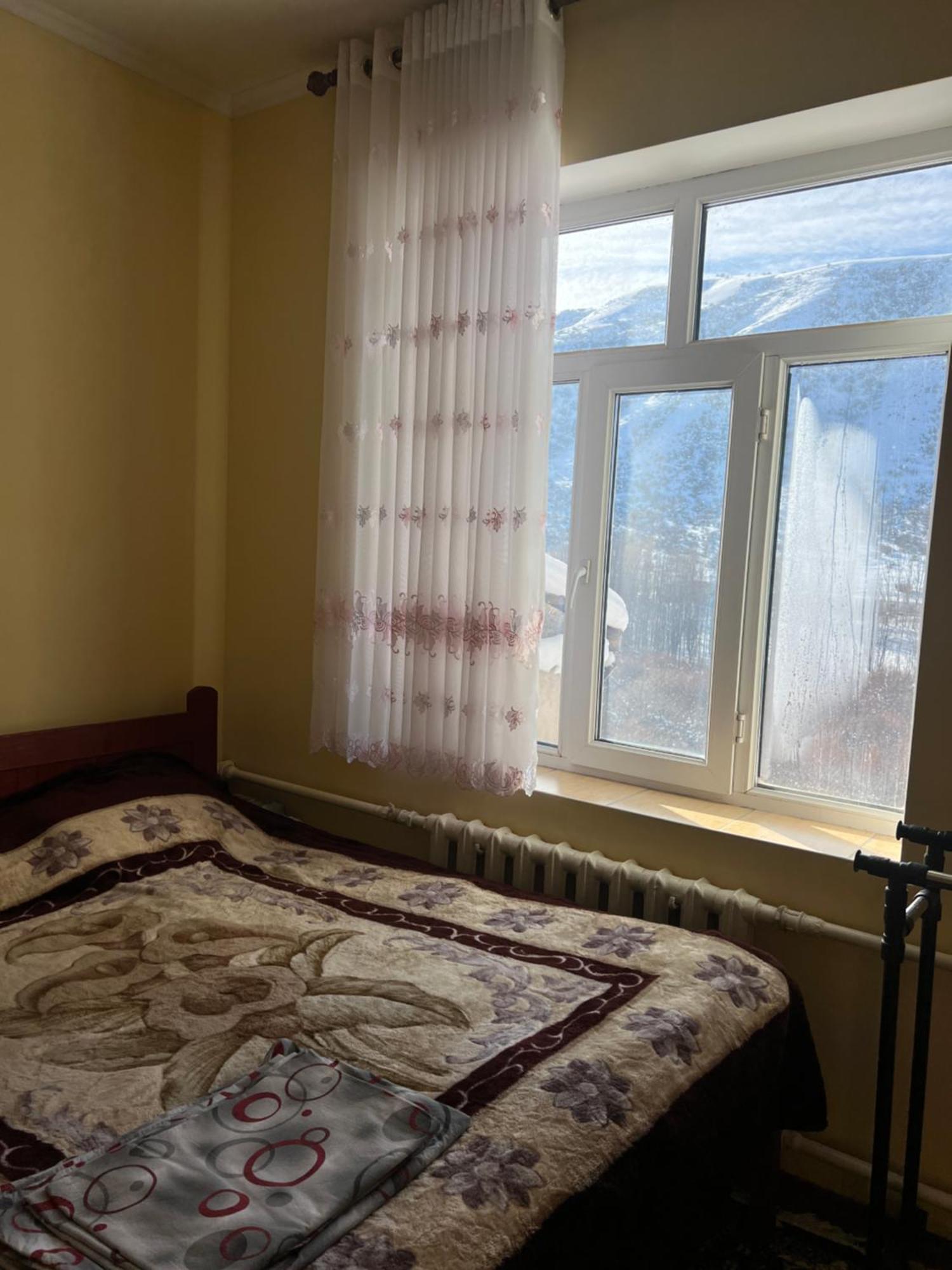 Ozon Guest House Karakol Exterior photo